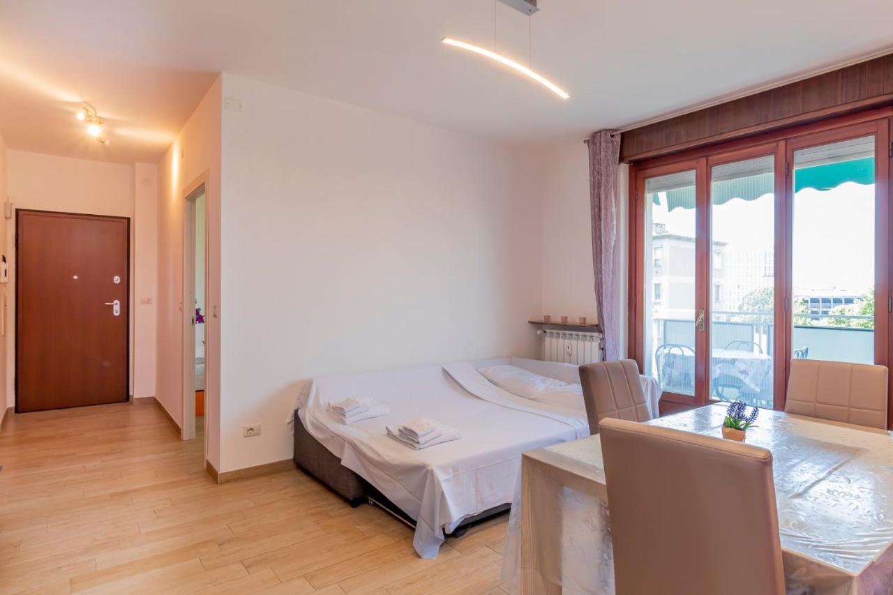 Big Apartment - Alcuino 7 Milano Eksteriør bilde